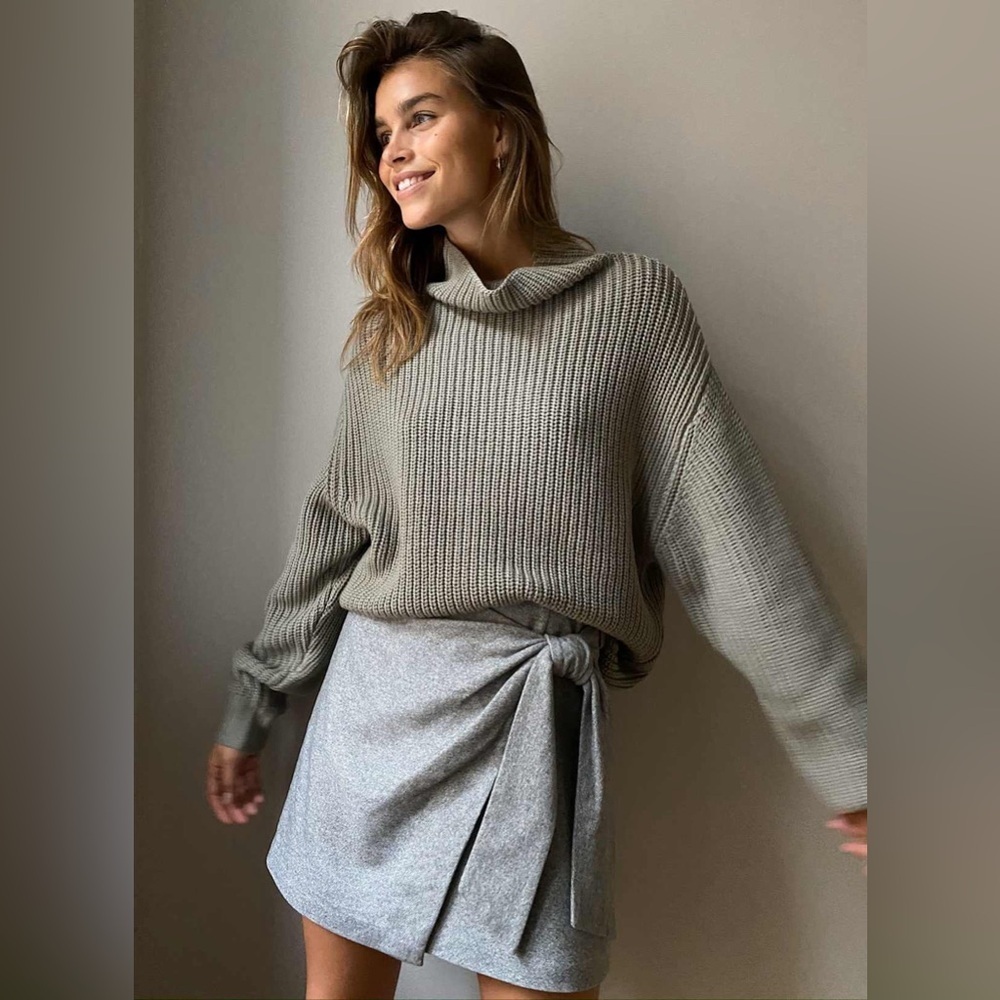 Wilfred light grey wool cashmere blend Wrap-Front Skirt from Aritzia Sz:0 NWOT